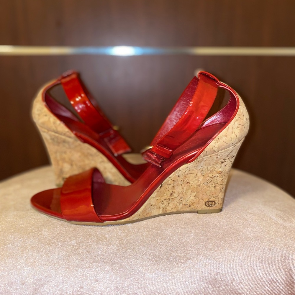 Authentic Gucci Cherry Red Patent wedges